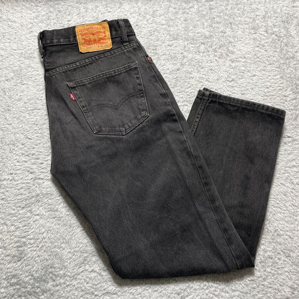 Levi's Jeans Men 34x32 Black 550 Relaxed Fit Tapered Leg Denim